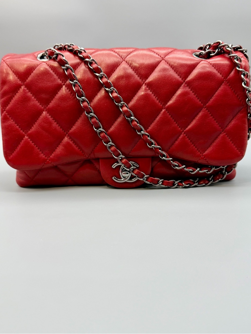 CHANEL Red Quilted Lambskin Accordion Flap Shoulder Bag with Silver Chain